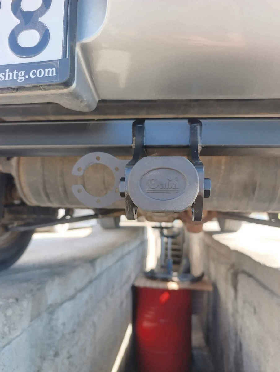 Galia Automatic Tow Hook Car Toyota RAV 4 Suv 2000 - 2006 Automatic Maximum Towing Weight 1800kg