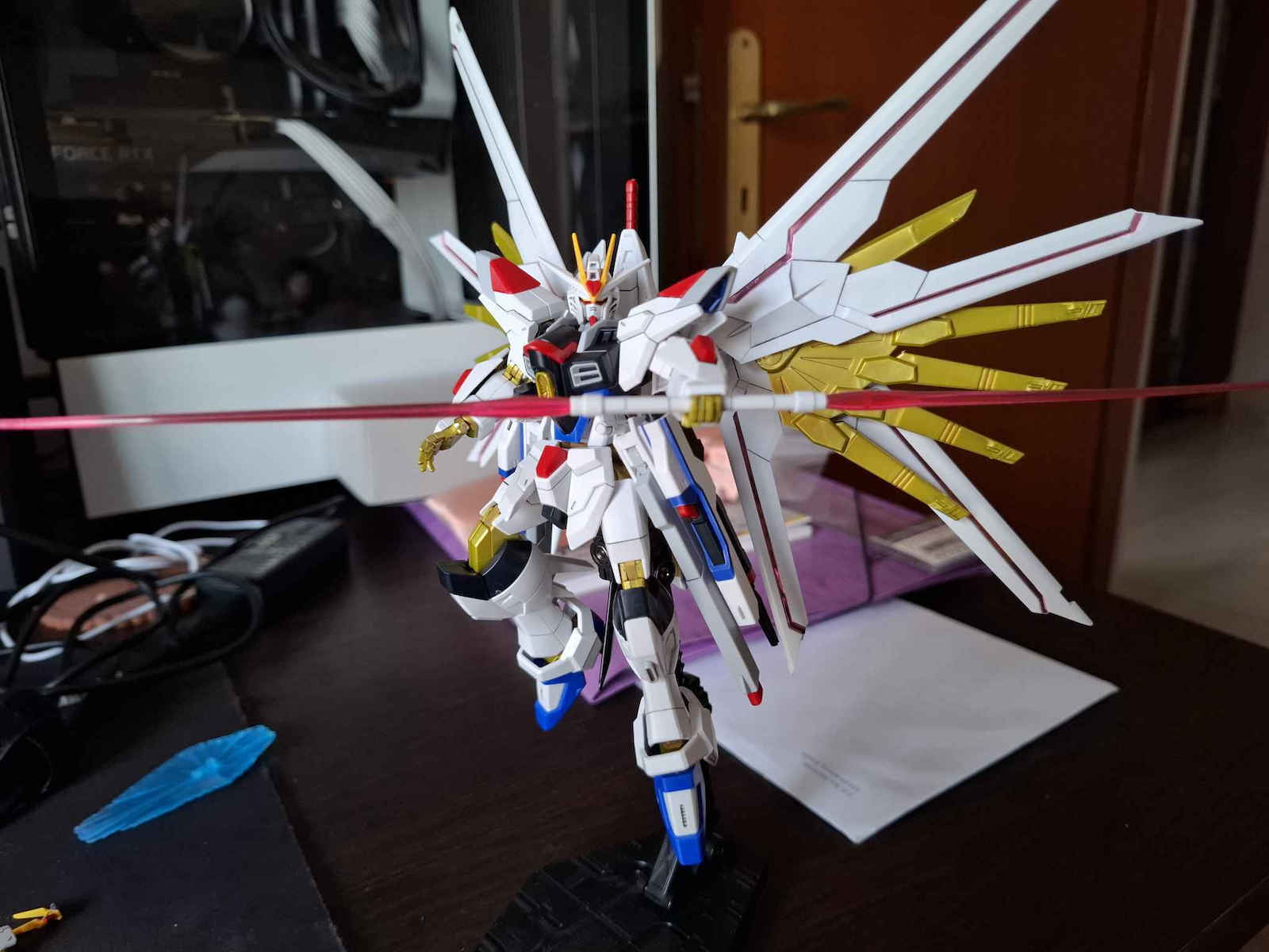 Banpresto Gundam: Suit Φιγούρα σε Κλίμακα 1:144