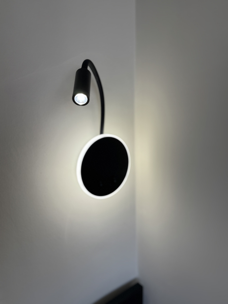 GloboStar Goose Single LED Natural White Spot in White Color