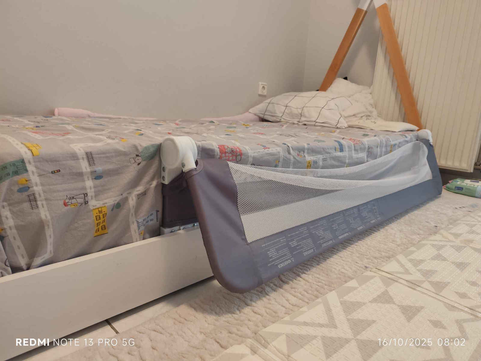 Dreambaby Nicole Foldable Bed Rail Guard Simple Placement made of Fabric in Gray Color 150x50cm 1pcs