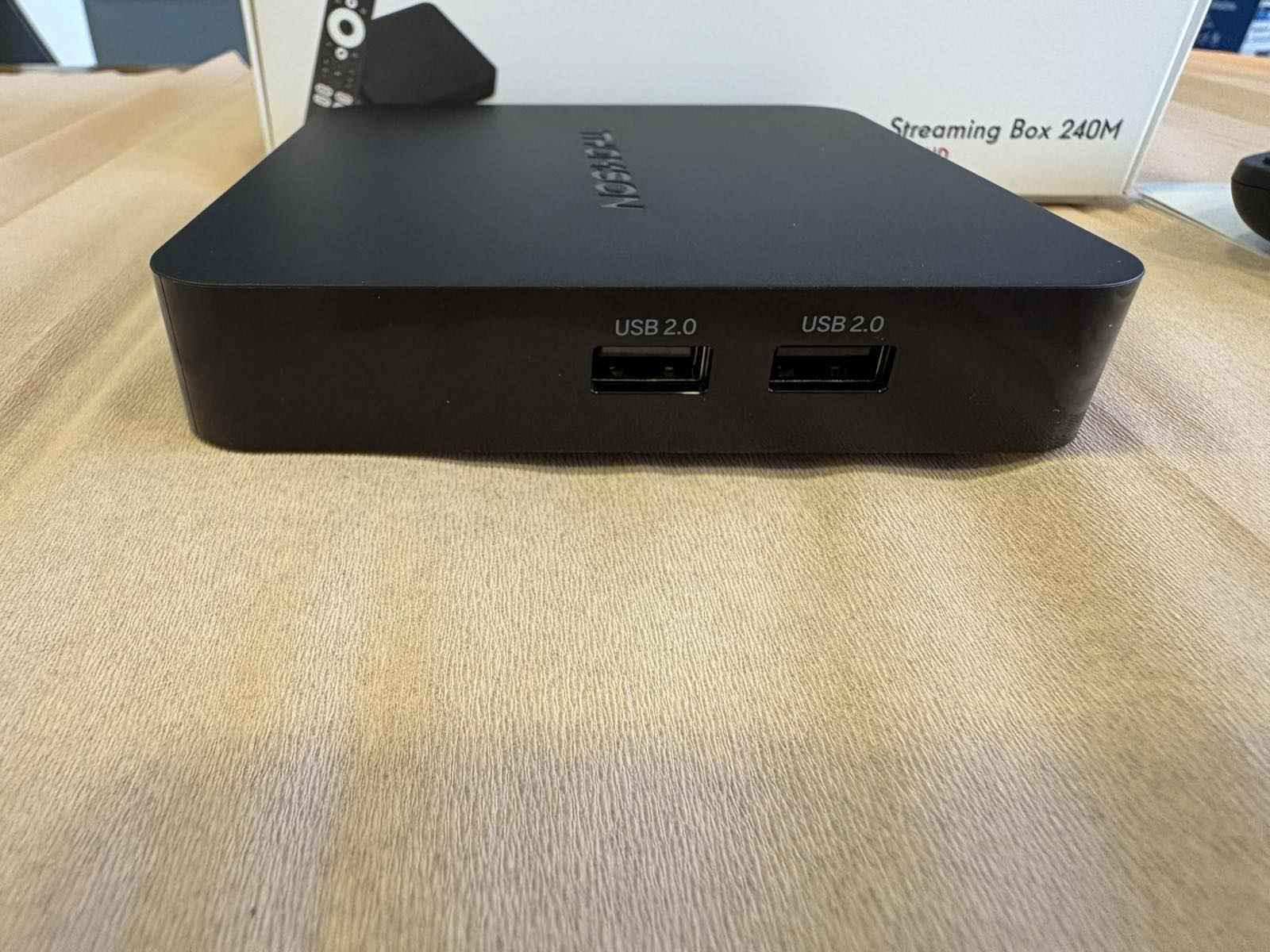 Thomson TV Box 240G 4K UHD με WiFi USB 2.0 2GB RAM και 8GB Αποθηκευτικό Χώρο με Λειτουργικό Android και Google Assistant