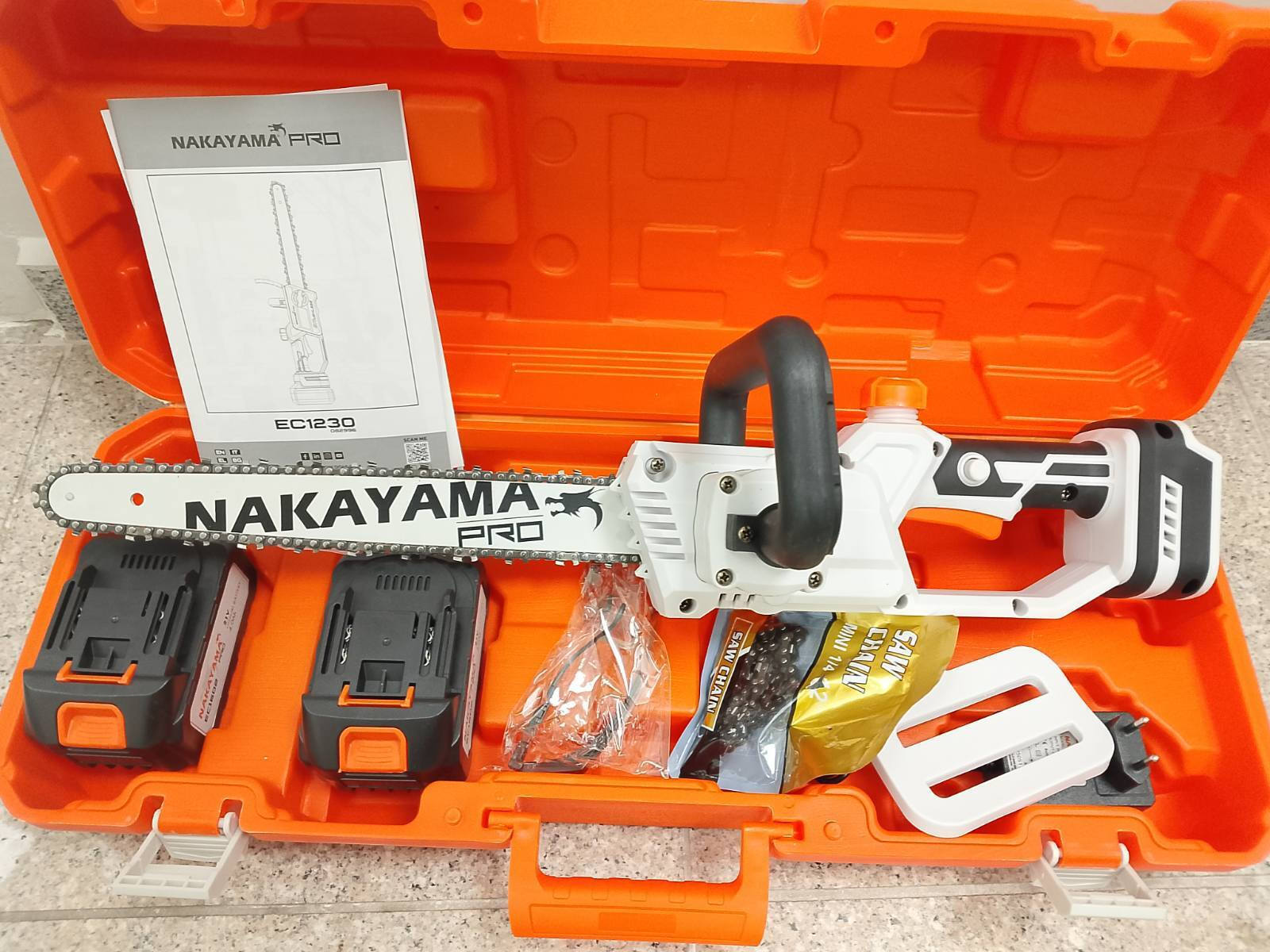 Nakayama EC1230 Battery Pruning Chainsaw 2x4Ah 21V 1.4kg with 30cm Blade