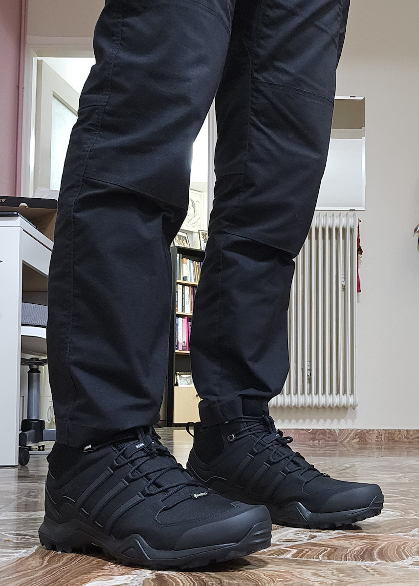 adidas Terrex Swift R2 Mid Мъжки Планински Боти Водоустойчиви с Мембрана Gore-Tex Черни