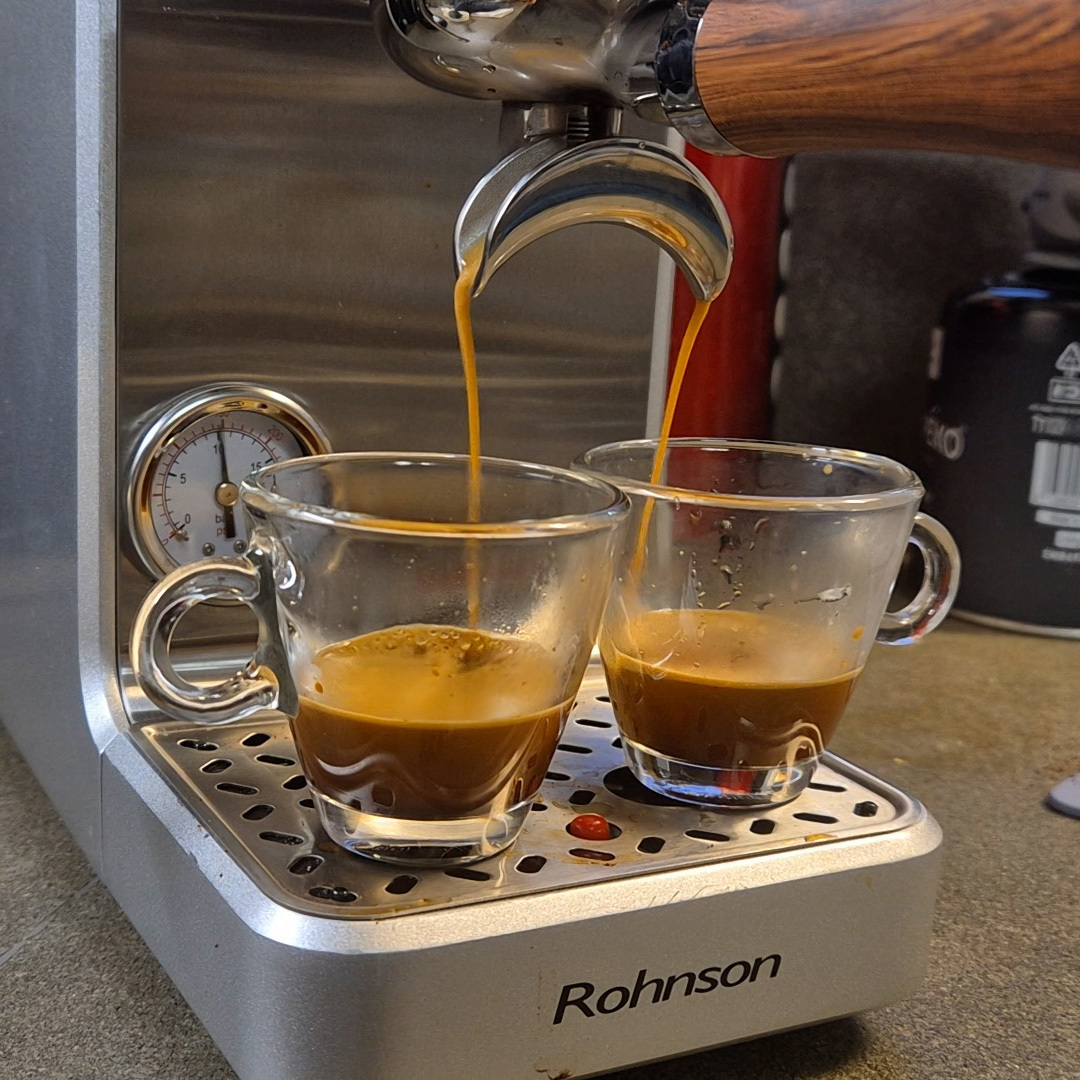 Rohnson Suprema Automatic Espresso Machine 2700W Pressure 20bar Silver