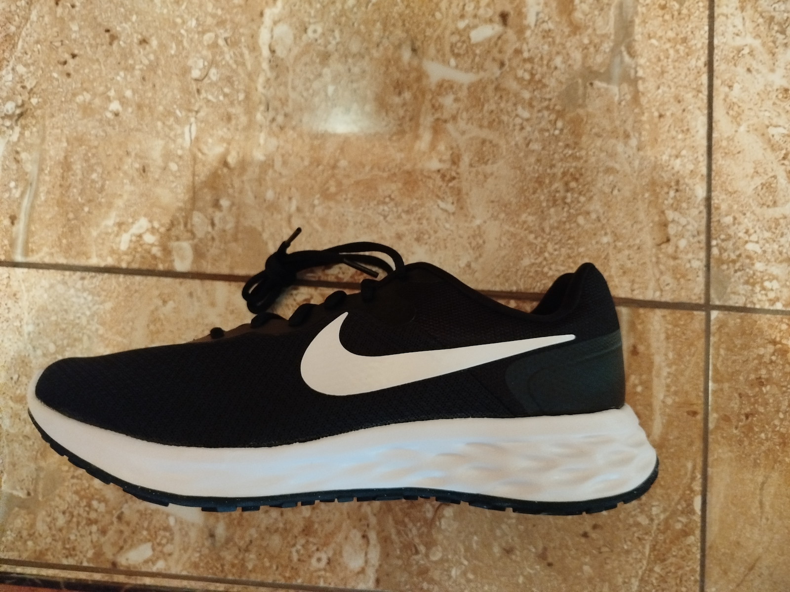 Revolution 6 Next Nature Sport Shoes Running Black / White / Iron Grey
