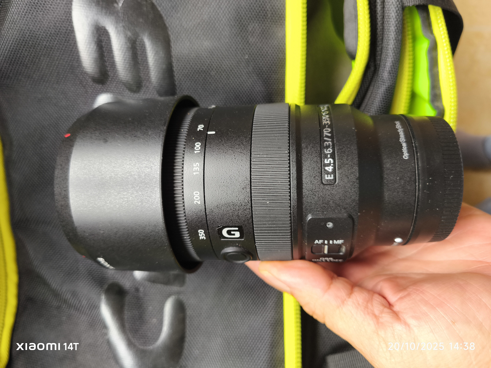 Sony Crop Camera Lens 70-350mm F4.5-6.3 G OSS Super Telephoto / Tele Zoom / Telephoto for Sony E Mount Black