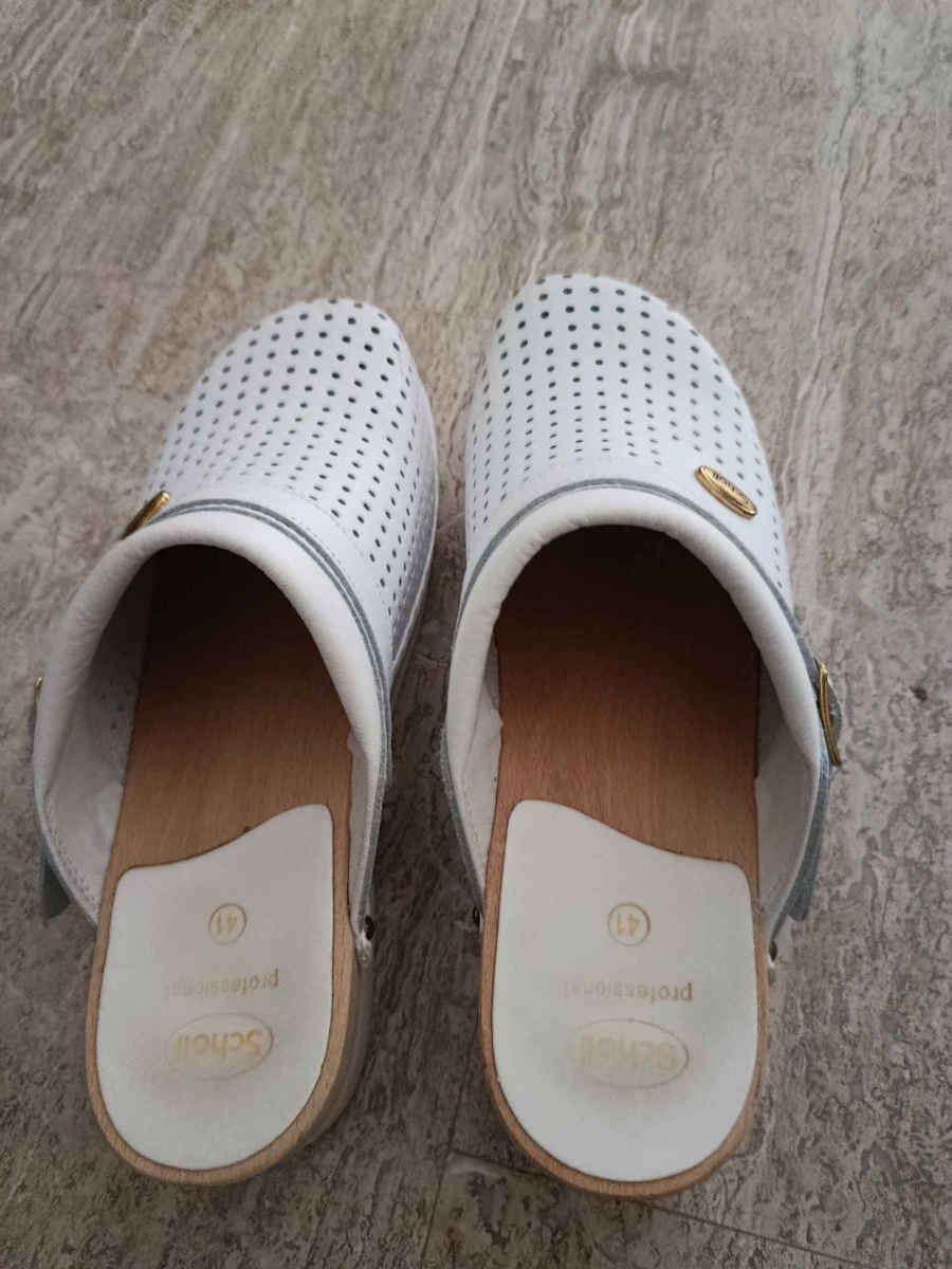 Scholl Super Comfort Leather Anatomic Clogs White
