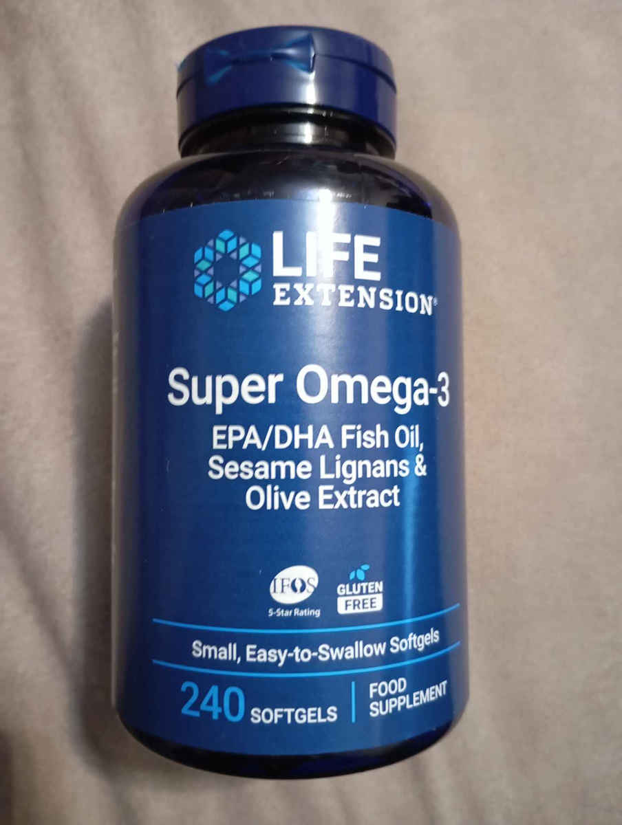 Life Extension Super Omega 3 Fish Oil EPA/DHA Fish Oil Sesame Lignans & Olive Extract 120 softgels