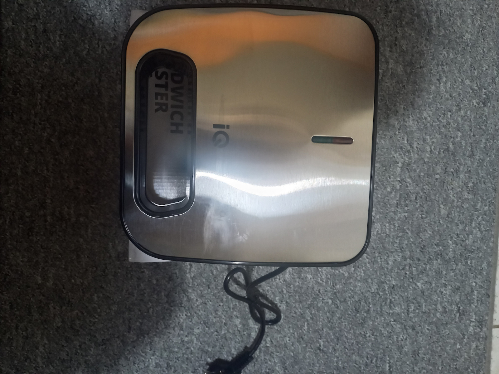 IQ Sandwich Maker with Removable Plates for 2 Sandwiches 750W Inox