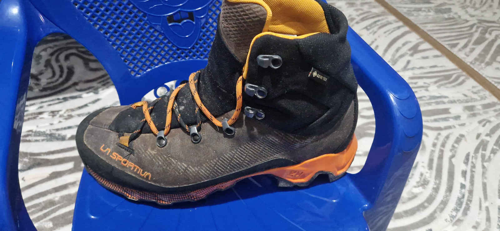 La Sportiva Aequilibrium Trek Men's Hiking Waterproof Boots With Gore-Tex Membrane Yellow