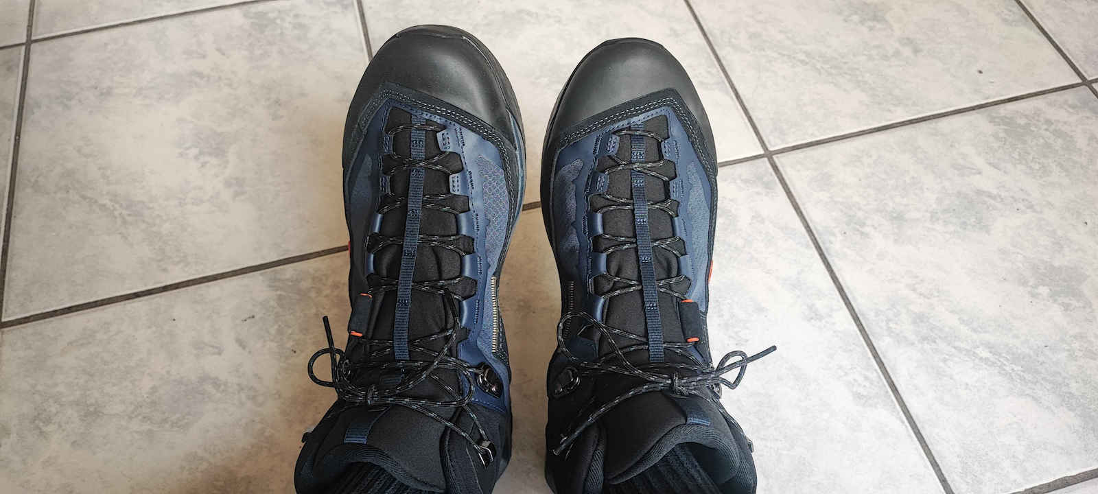 Salomon X Ultra Men's Hiking Waterproof Boots With Gore-Tex Membrane Black