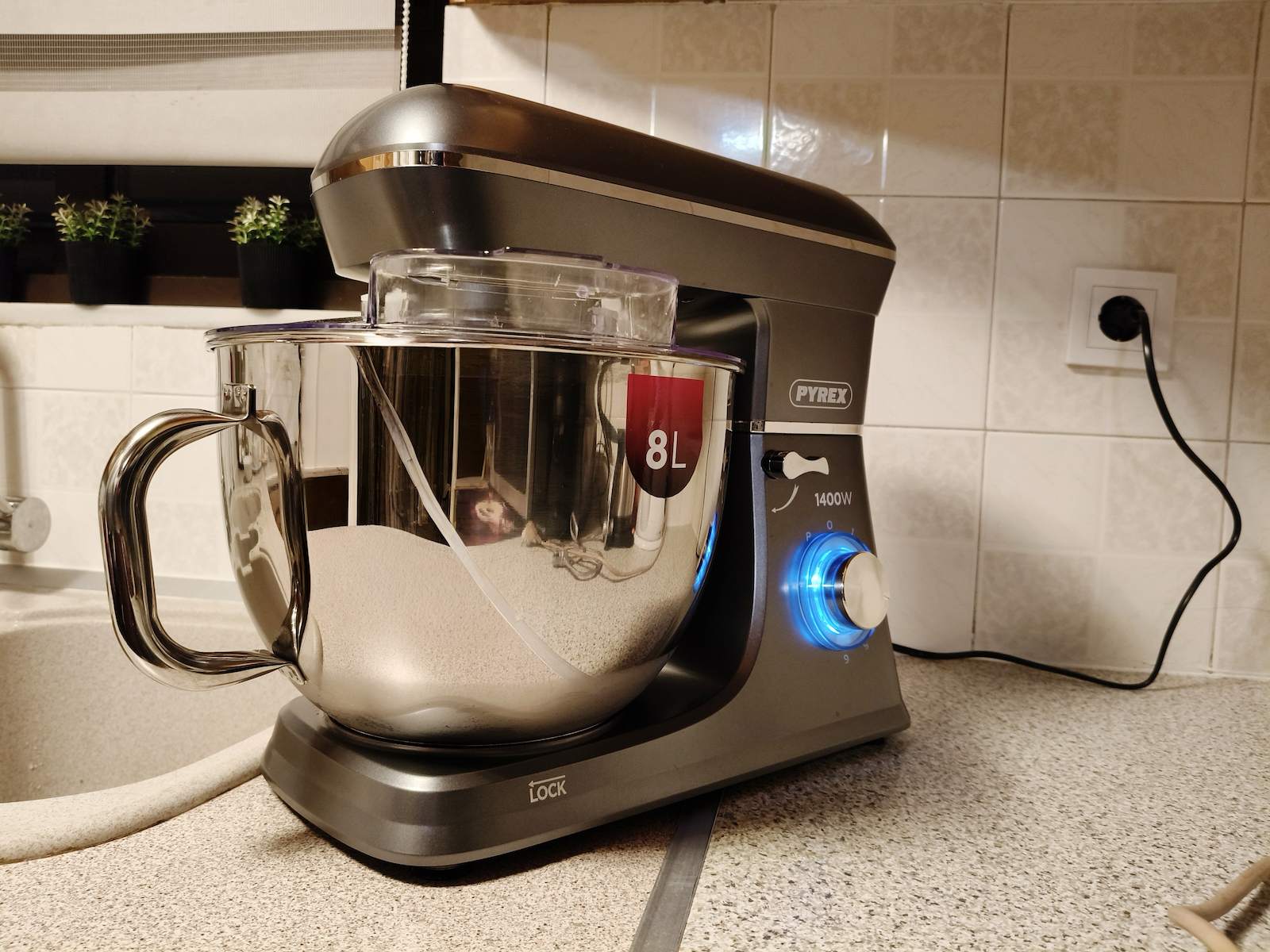 Pyrex Stand Mixer 1400W with Stainless Mixing Bowl 8lt