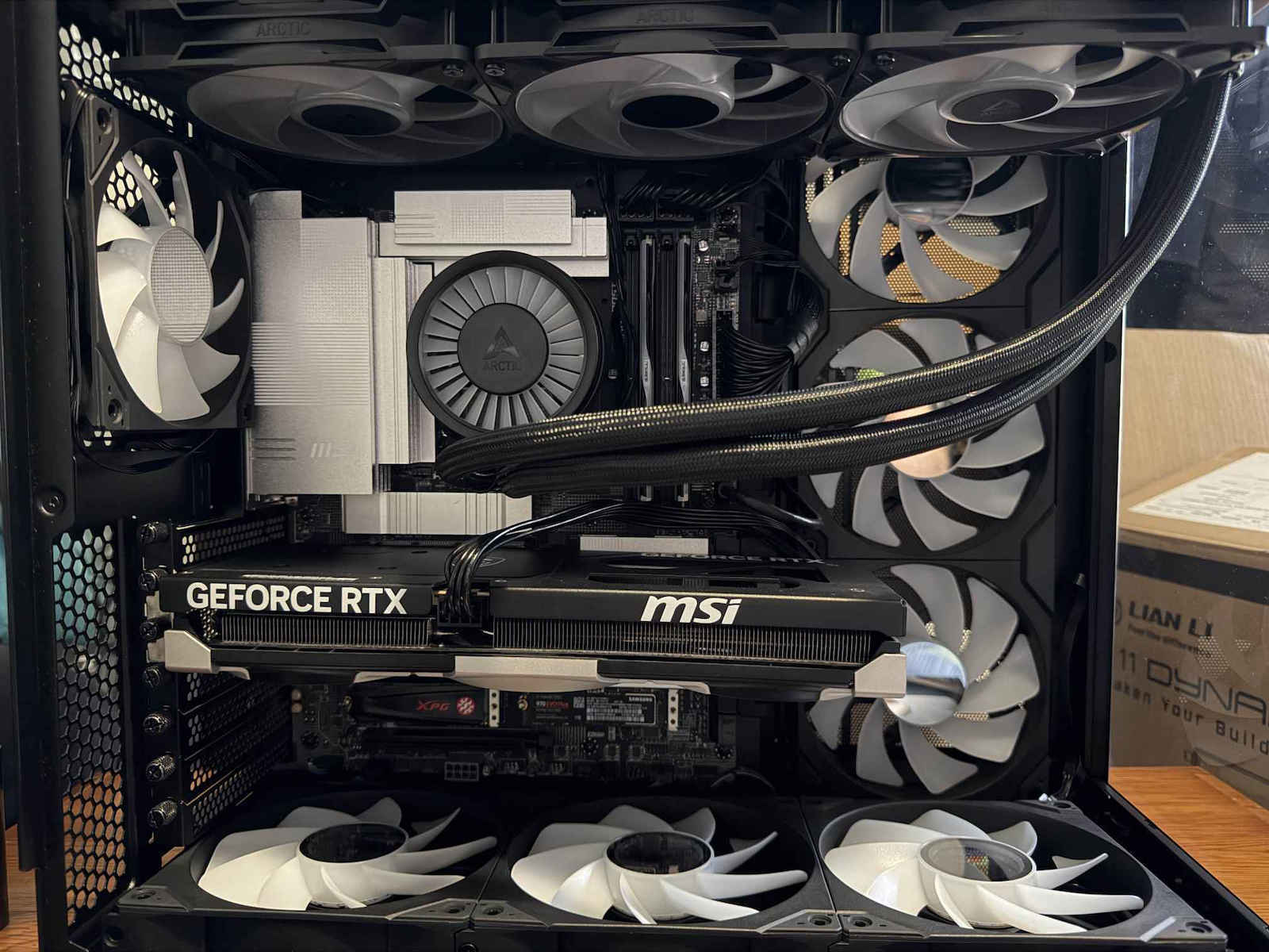 Lian Li O11D EVO RGB Gaming Midi Tower Κουτί Υπολογιστή με Πλαϊνό Παράθυρο Black