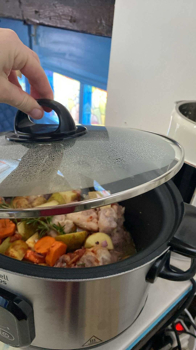 Russell Hobbs Maxicook Бавно Готвещ Уред 200W с Капацитет 6л Сребрист