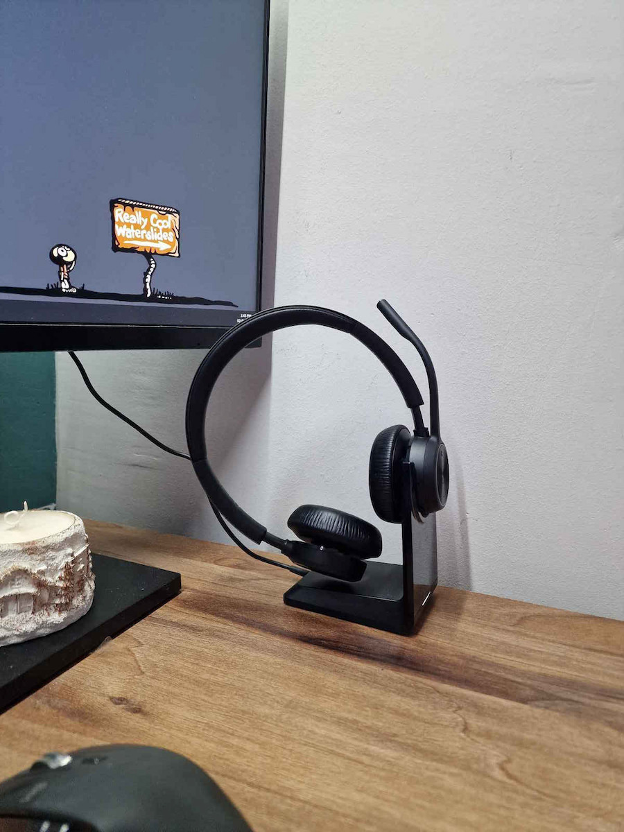 Poly Voyager 4320 VOIP Headset (77Z00AA)