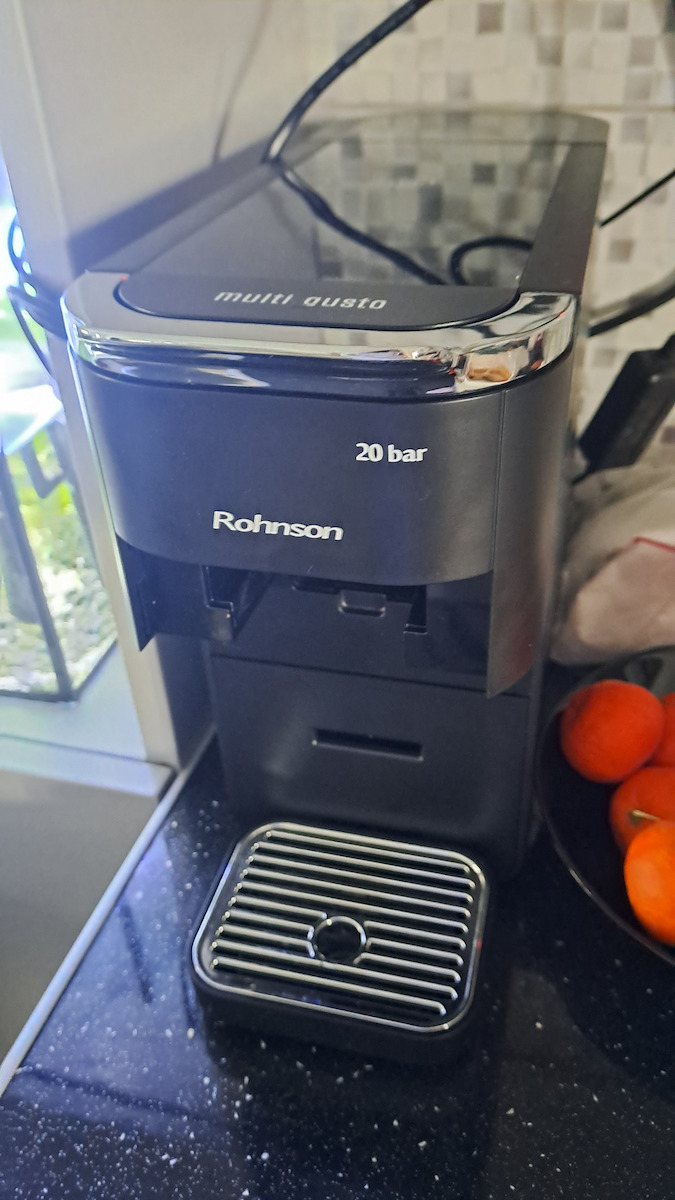 Rohnson Multicapsule 5 in 1 Automatic Espresso Machine 1545W 20bar Pressure Black R-98055