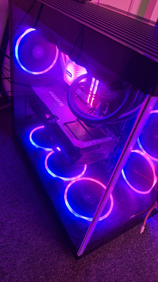 Be Quiet Light Base 900 FX Gaming Full Tower Computer Case with RGB Lighting Black