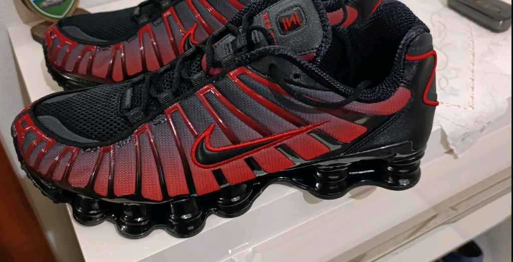nike shox tlx 12