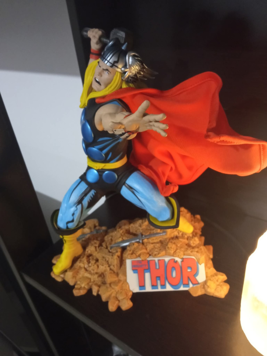 Mcfarlane Toys Marvel: Thor Φιγούρα ύψους 26εκ. σε Κλίμακα 1:6