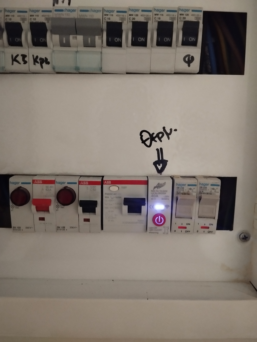 Adeleq WiFi Panel Push Switch 40A