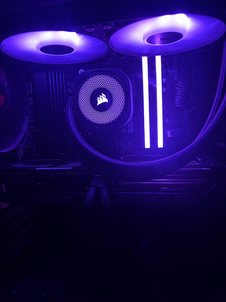 Corsair Nautilus 240 RS Water Cooling AIO CPU with 2 120mm Fans and ARGB Lighting