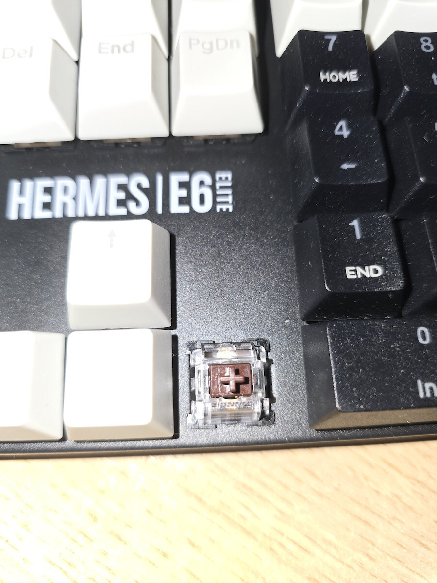 Gamdias HERMES E6 Elite Combo Σετ Gaming Μηχανικό Πληκτρολόγιο με Gamdias διακόπτες και RGB φωτισμό & Ποντίκι (International English)