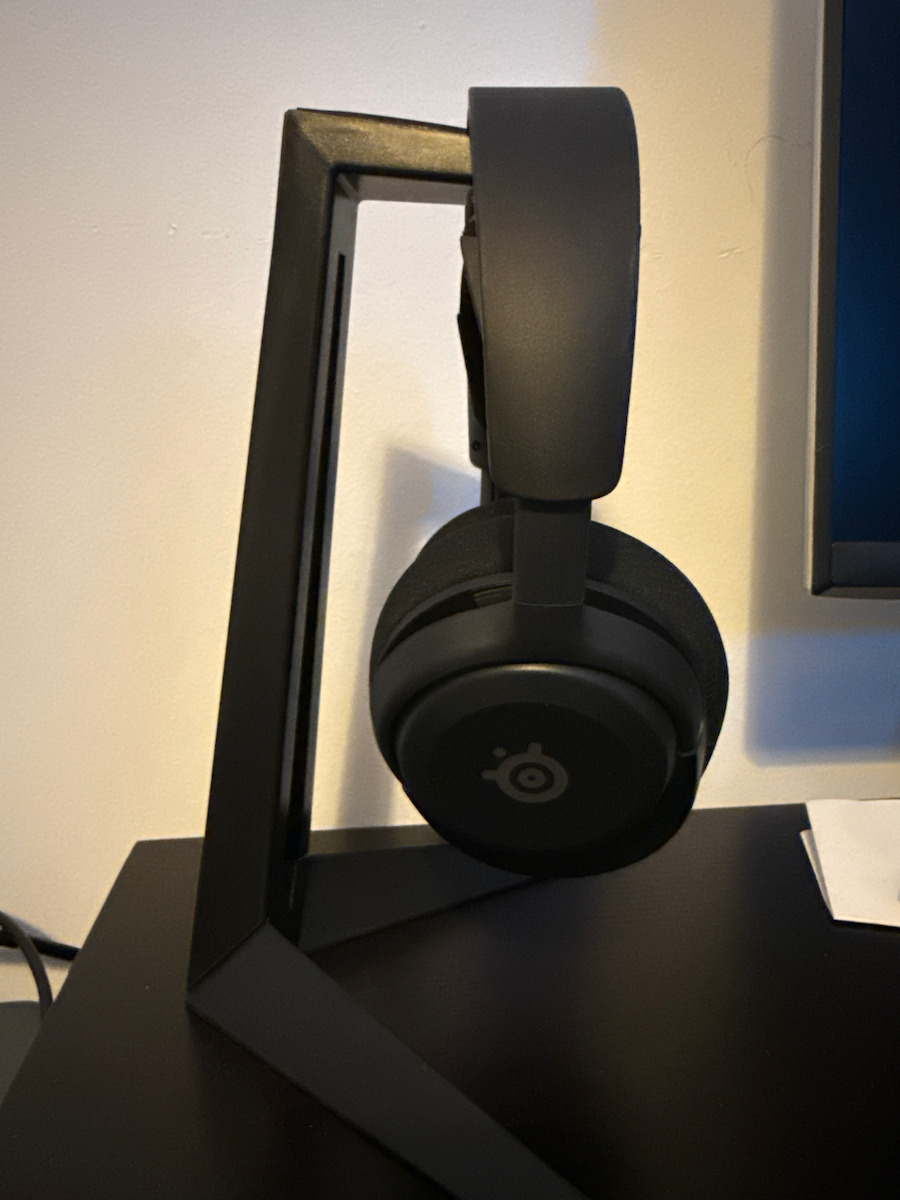 Trust GXT 260 Cendor Desktop Headphone Stand Black