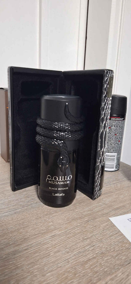 Lattafa Musamam Black Intense Eau de Parfum 100ml