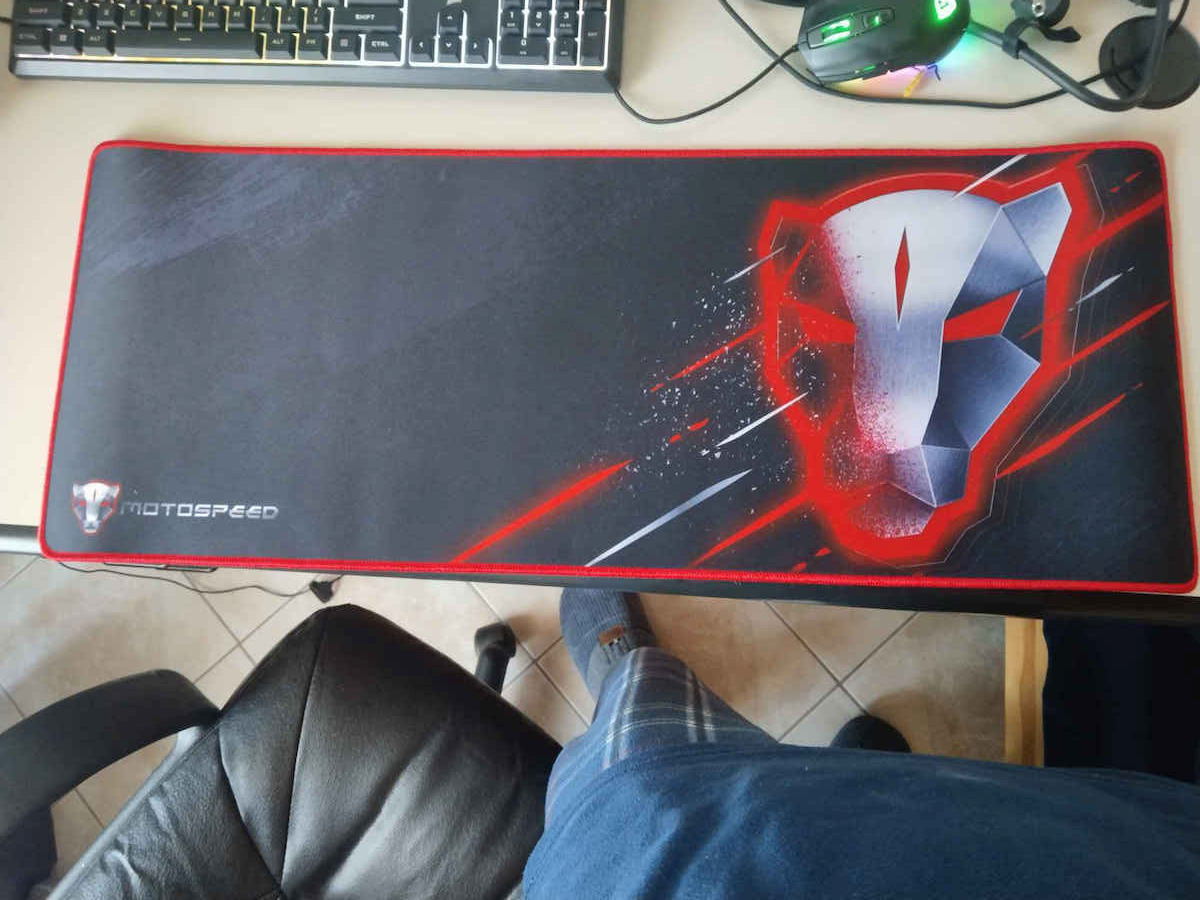Motospeed P60 v2 Gaming Mauspad XXL (800mm) Rote MT-00110