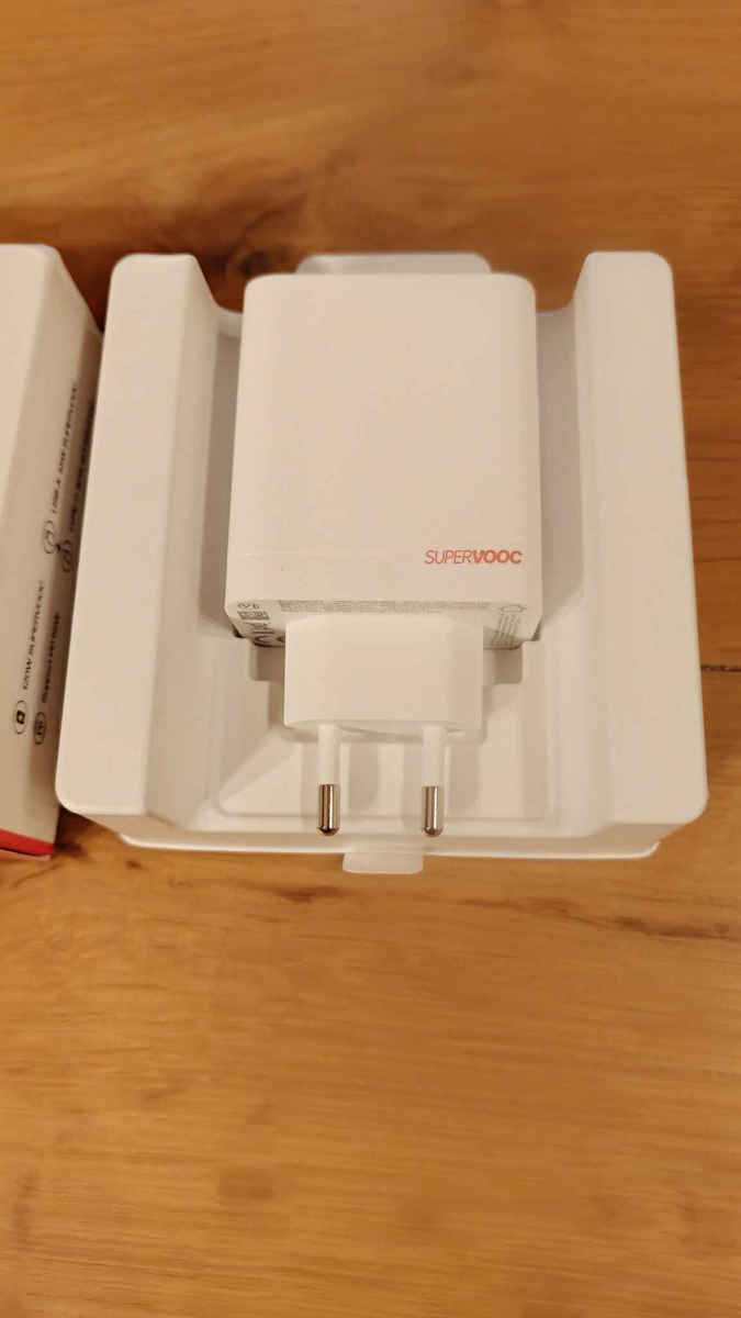 OnePlus GaN Charger with USB-A Port and USB-C Port and USB-C - USB-C Cable 120W Power Delivery White (SuperVooc)