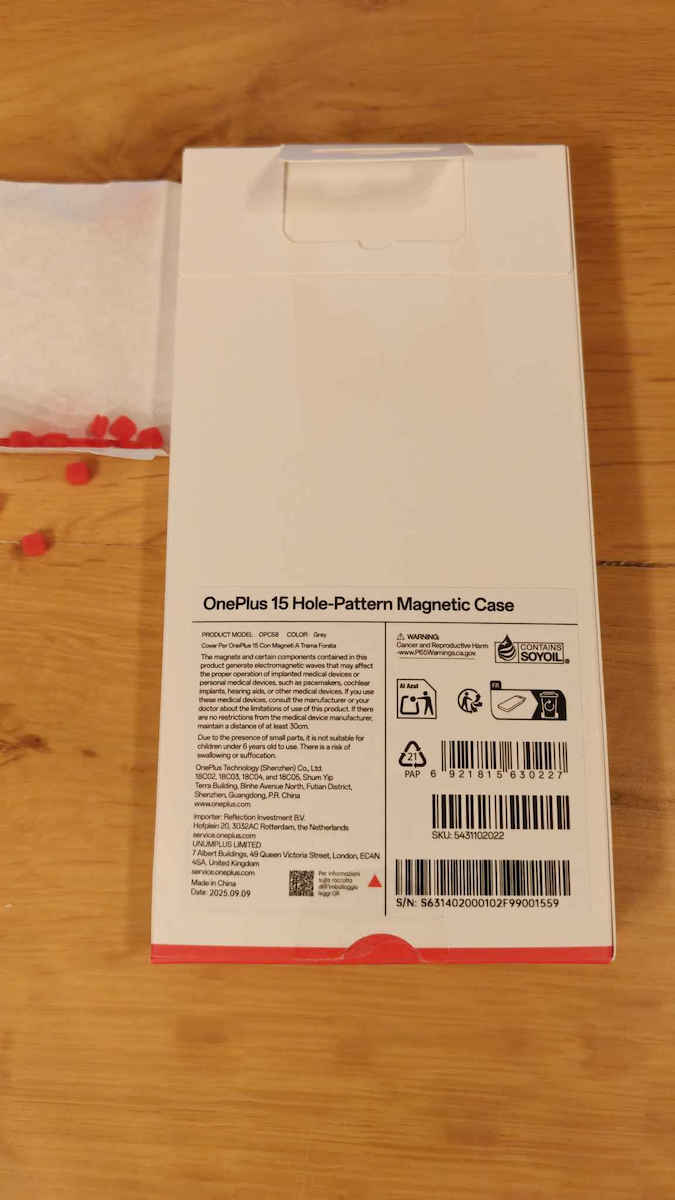 OnePlus Hole-pattern Magnetic Cover Back Cover Tempered Glass Gray (OnePlus 15 5G)