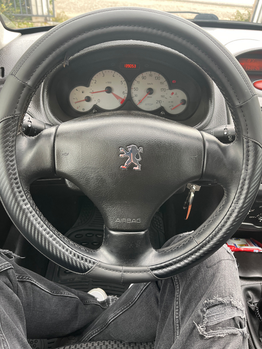 AMiO Car Steering Wheel Cover SWC-21 with Diameter 37-39cm Synthetic Black with Red Stitching