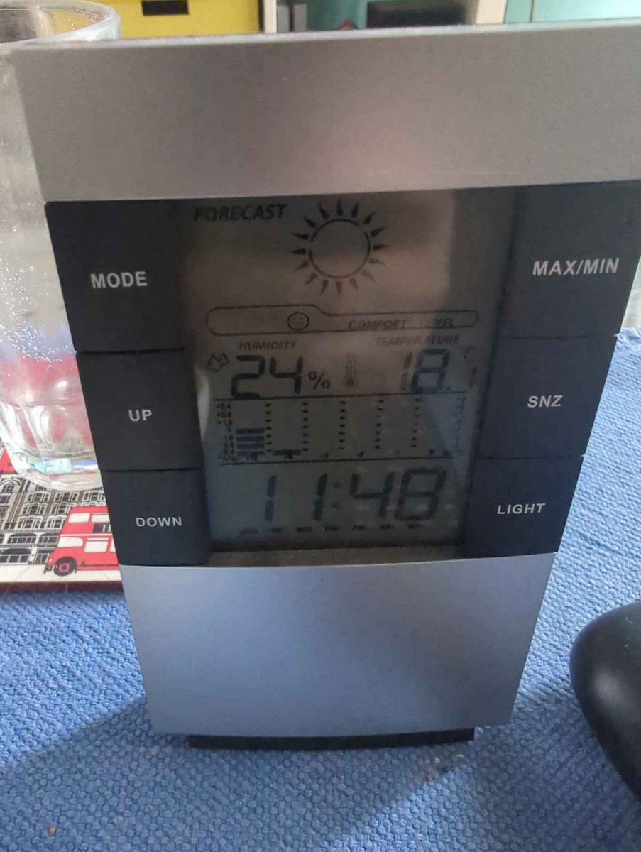 WER-3210 Digital Weather Station Tabletop Silver