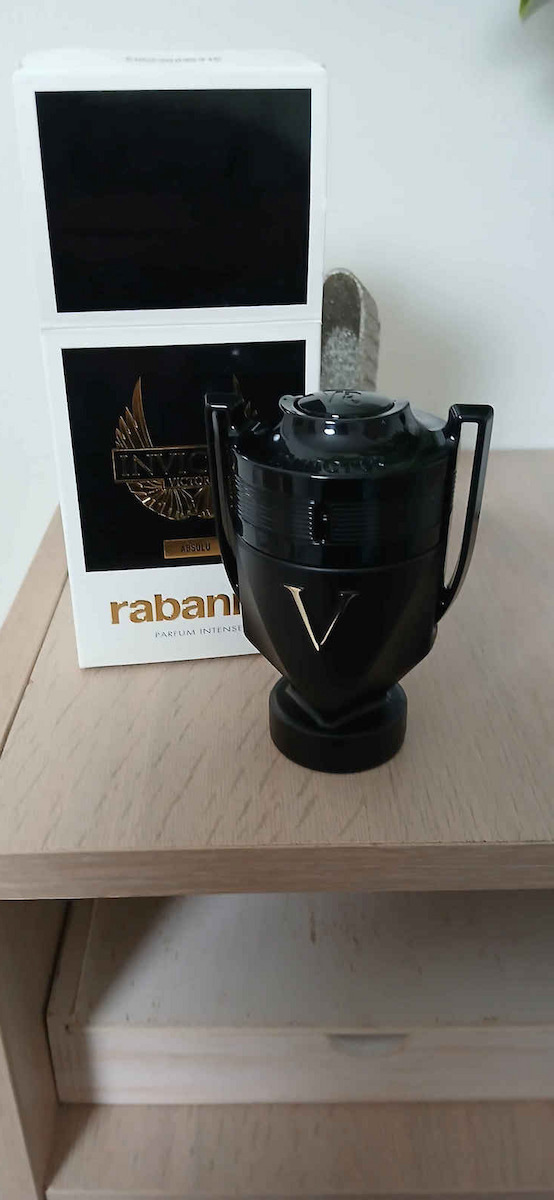 Rabanne Invictus Absolu Eau de Parfum 200ml