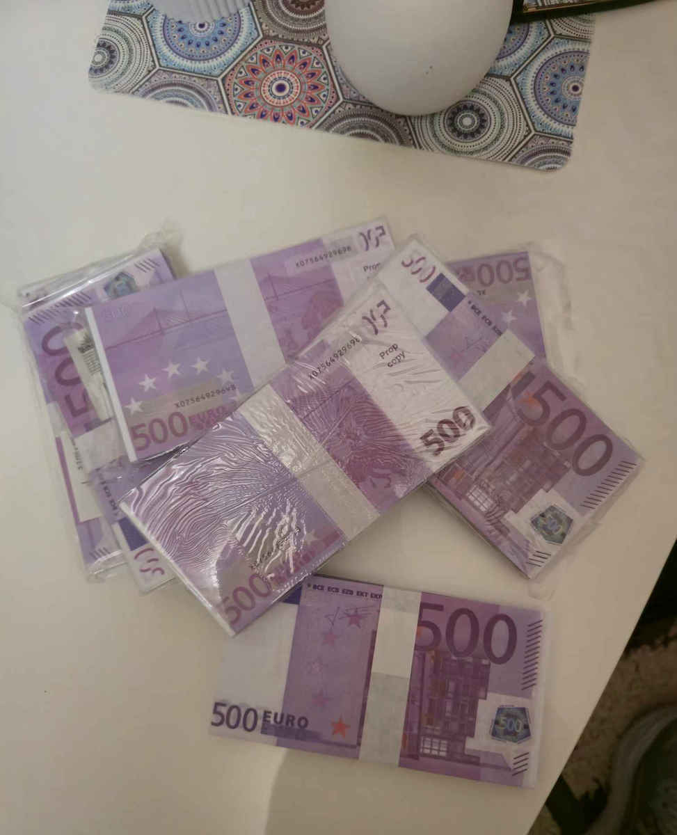 Euro Carnival Accessory made of Plastic 100pcs