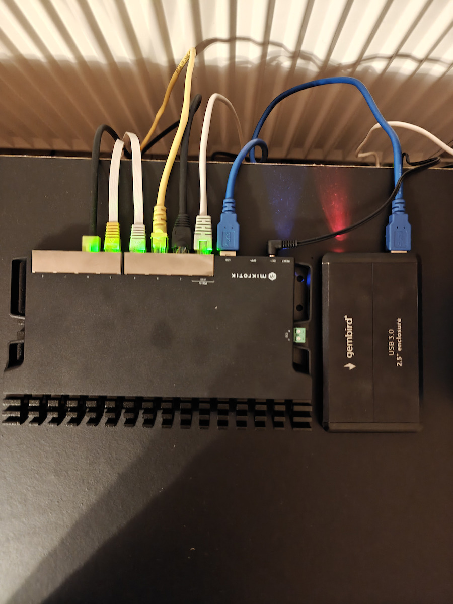 MikroTik RB5009UG+S+IN