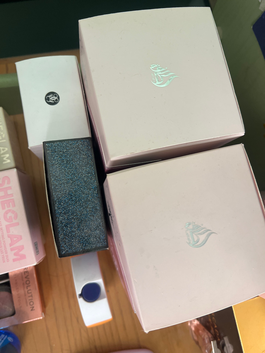 Lattafa Mohra Silky Rose Eau de Parfum 100ml