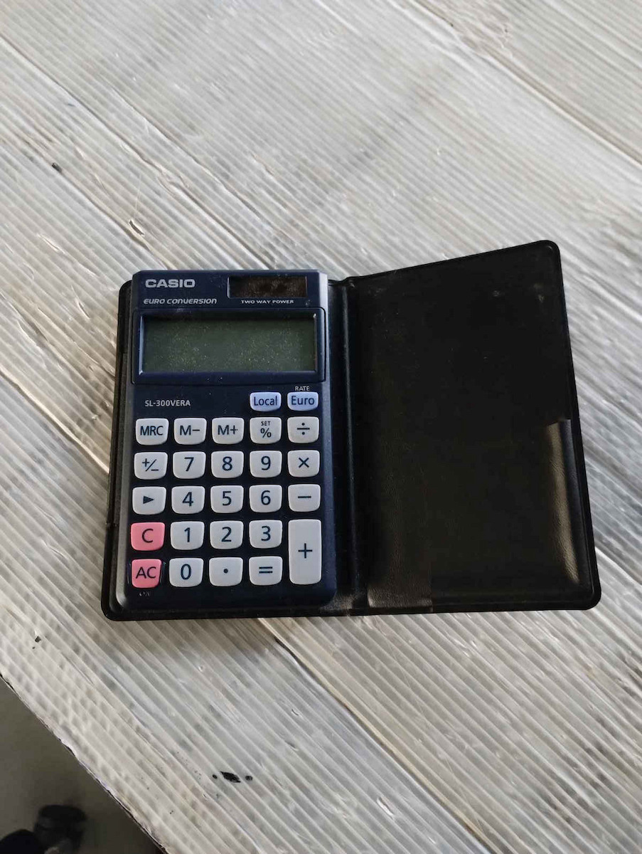 Casio Calculator Pocket 8 Digits in Purple Color 1pcs