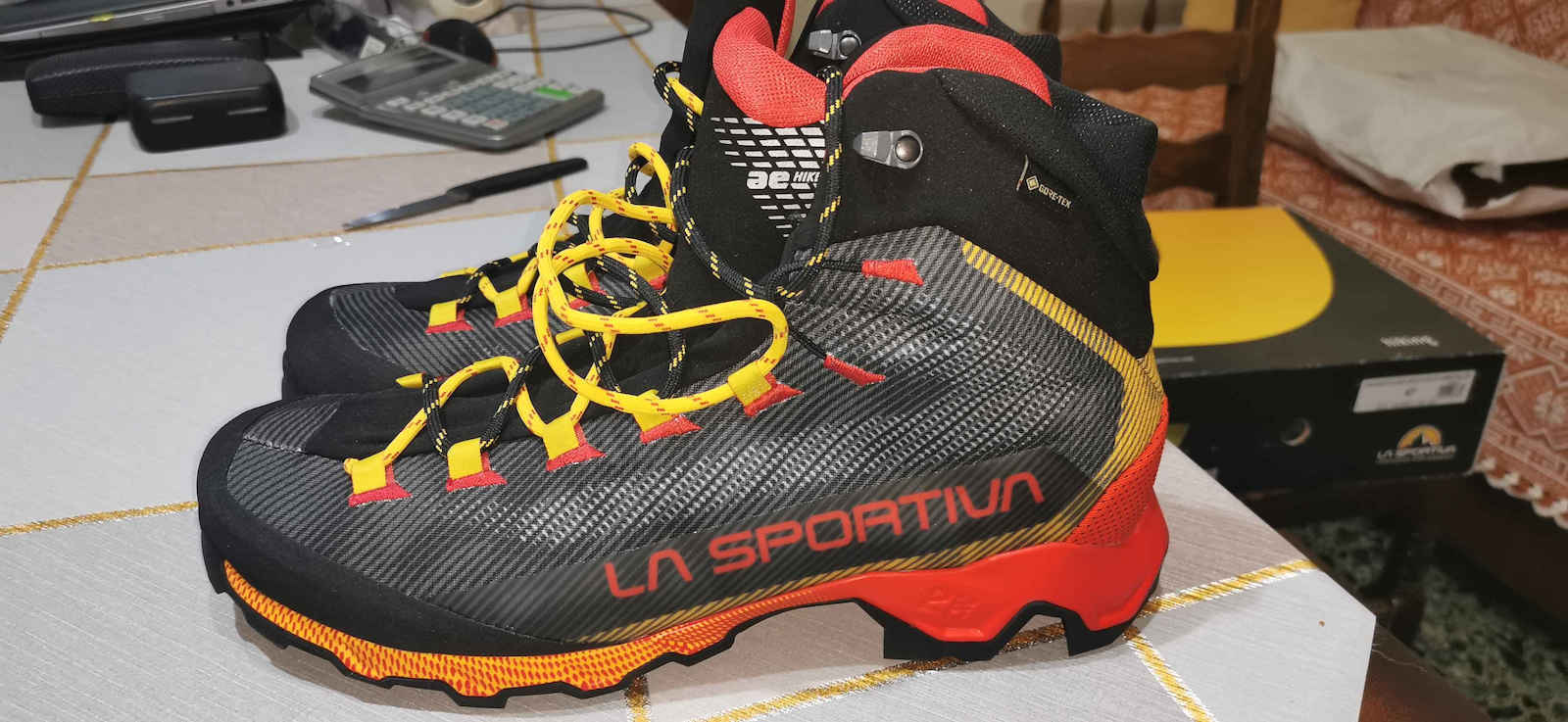 La Sportiva Aequilibrium Hike Men's Hiking Boots Waterproof with Gore-Tex Membrane Orange