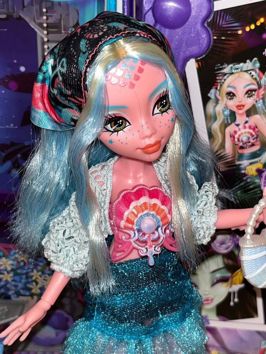 Mattel Skulltimate Secrets 7 Case Lagoona Păpușă Monster High pentru 4+ Ani
