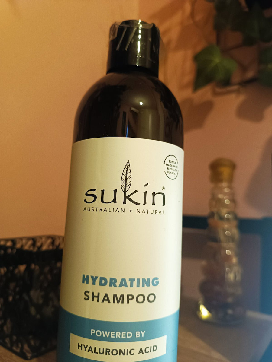 Sukin Naturals Natural Hydrating Σαμπουάν Αναδόμησης/Θρέψης & Ενυδάτωσης για Όλους τους Τύπους Μαλλιών 500ml