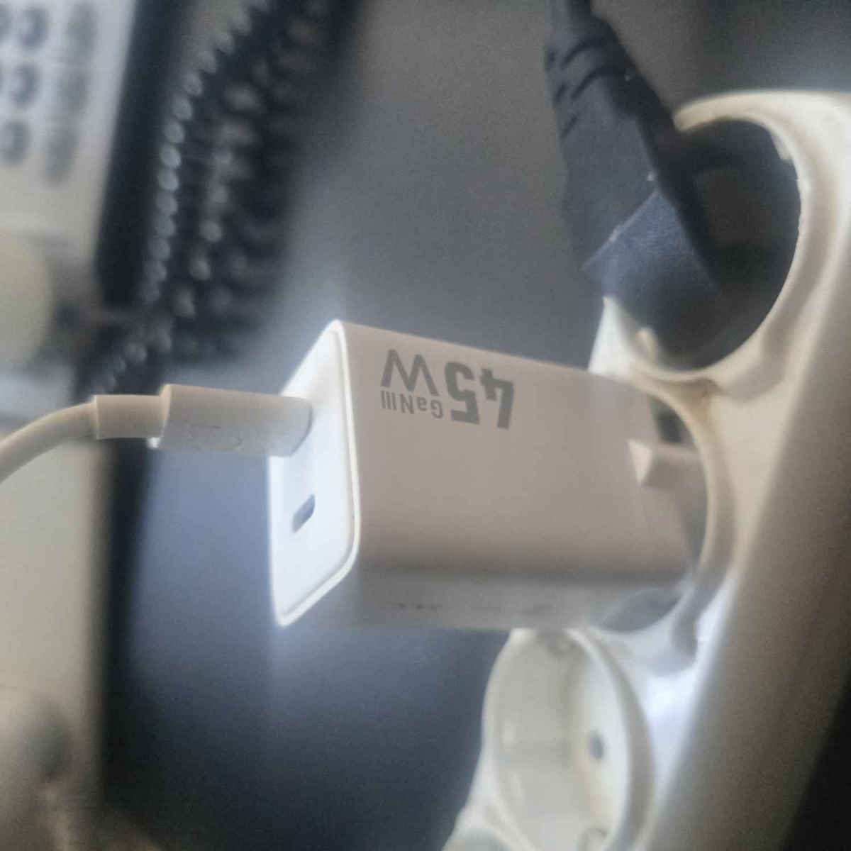 Forcell Φορτιστής Χωρίς Καλώδιο GaN με 2 Θύρες USB-C 45W Power Delivery / Quick Charge 4.0 Λευκός (F-Energy Mini VT-36B)