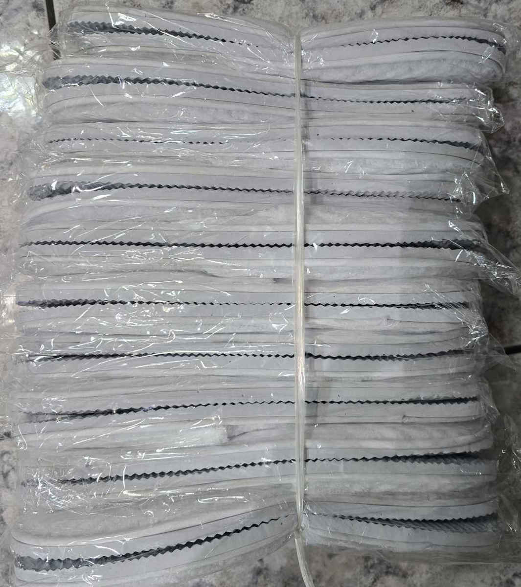 Pucioasa Papuci De Unică Folosință Catifea 100 Perechi Cu Talpă Antiderapantă Grosimea Tălpii 10mm