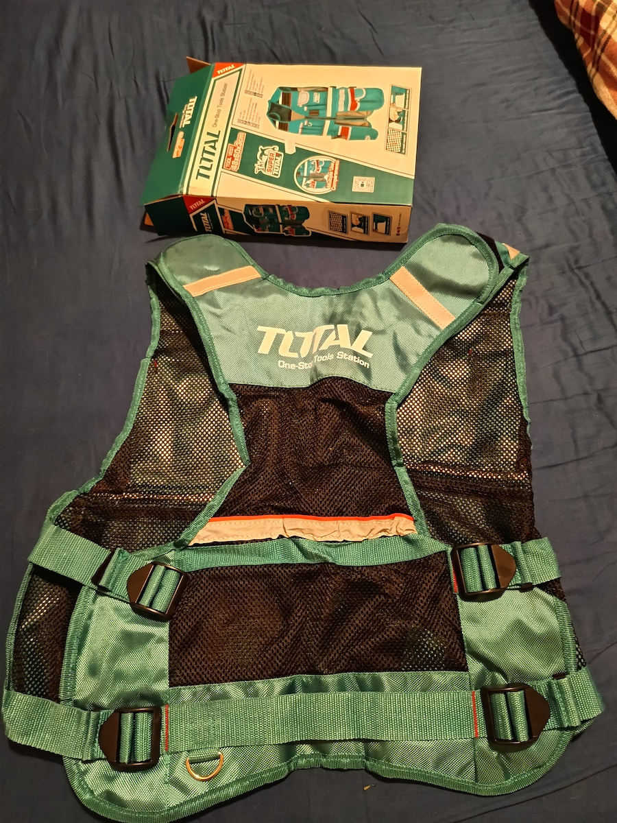 Work Vest 17 Pockets Adjustable 48x60cm Total Ttvt16025