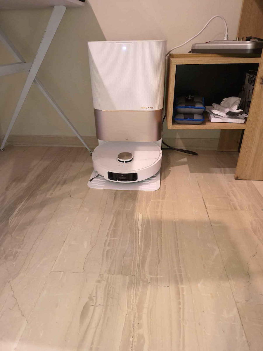 Dreame X40 Ultra Robot Vacuum Cleaner with Laser Mapping & 12000Pa Suction Power White