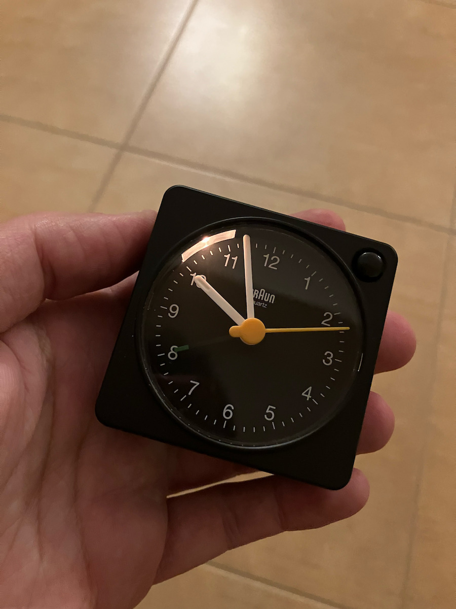 Braun Επιτραπέζιο Ρολόι με Ξυπνητήρι BC02XB