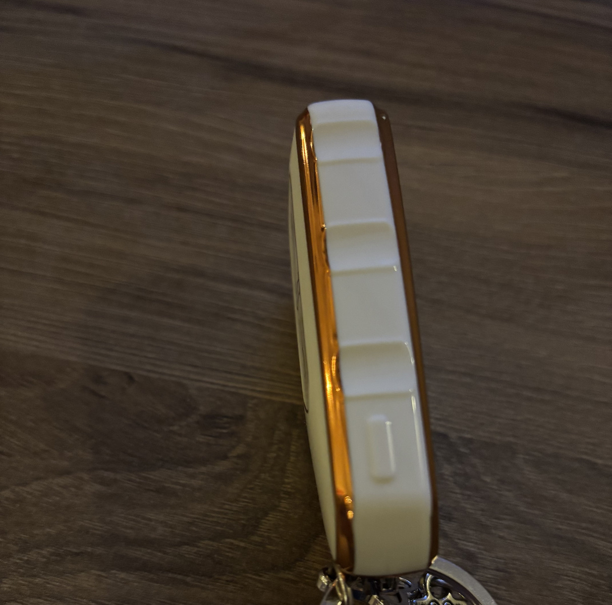 Husă de protecție premium pentru cheie Volkswagen, material TPU de înaltă calitate, compatibilă cu Volkswagen Golf 8, Skoda Octavia A8 Mk4 Mk8, Seat Leon Mk4, Tarraco, Cupra Formentor, alb auriu, Luvlu