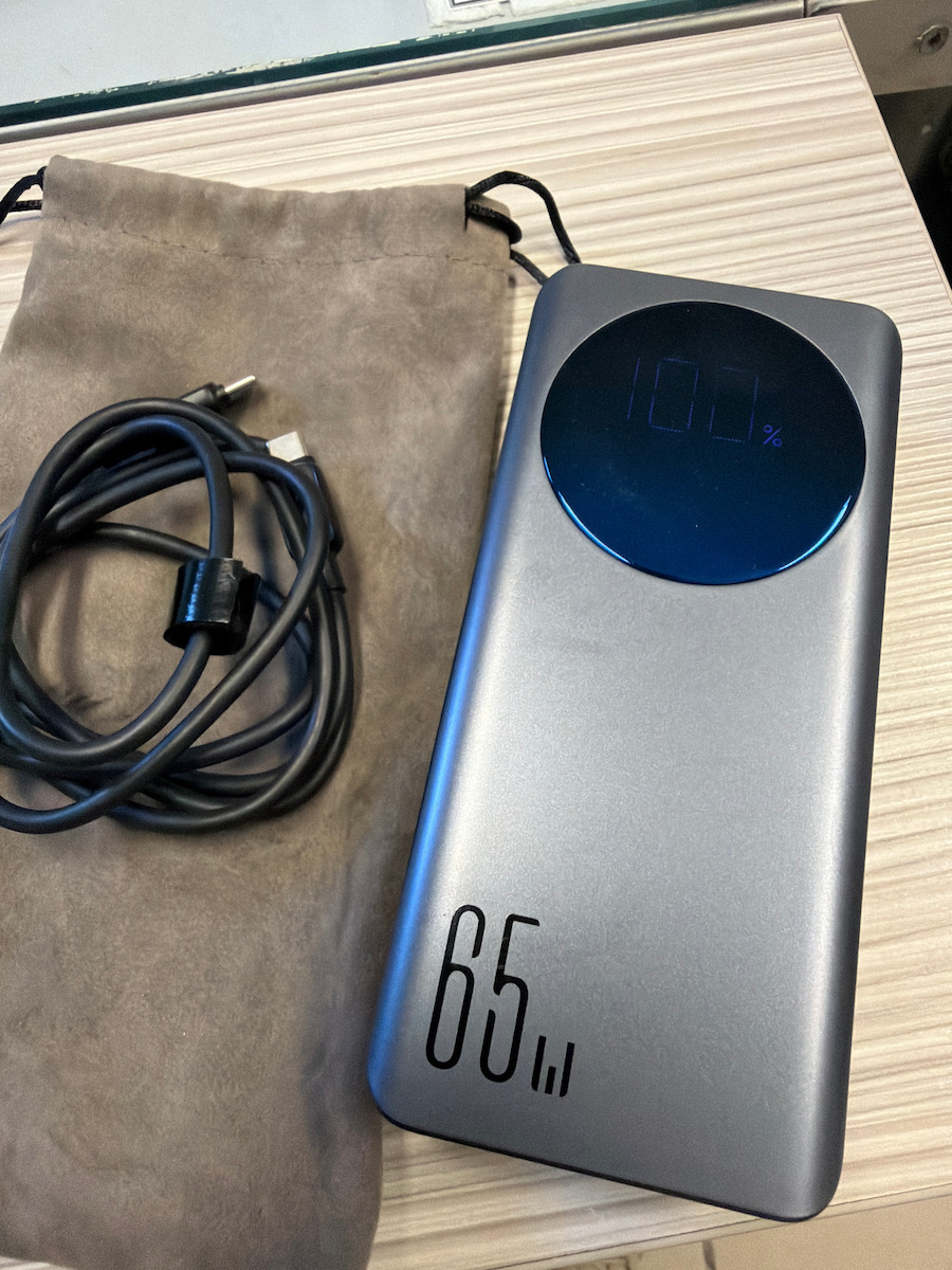 Joyroom JR-PBF05 Външна Батерия 30000mAh 65W с USB-A Изходен Порт и 2 USB-C Изходни Порта Power Delivery Бързо Зареждане PPS Черна