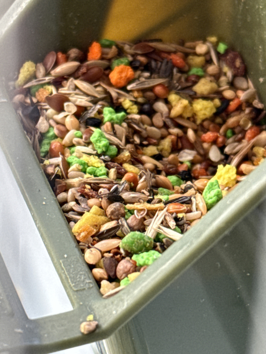 Versele Laga Prestige Snack Birds Food for Canaries 125gr