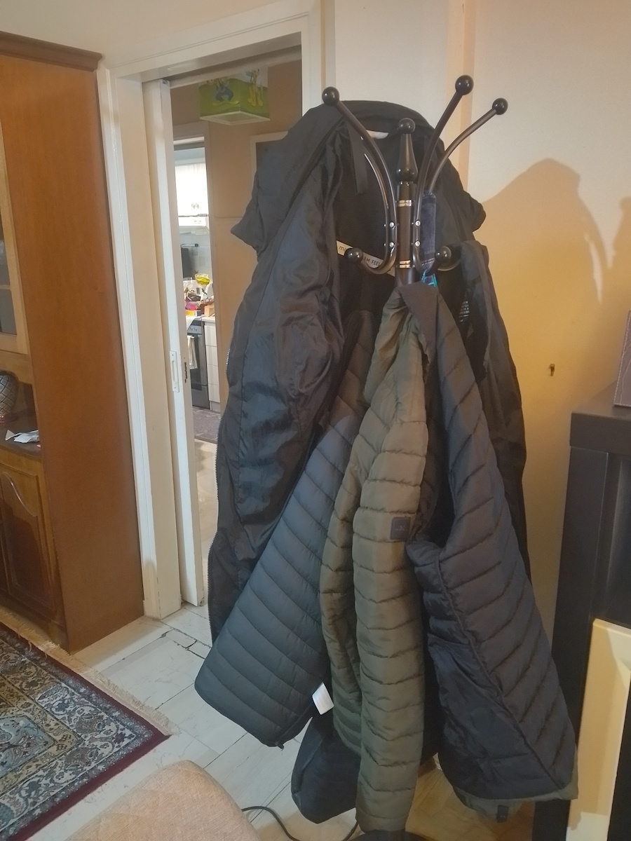 Woodwell Metallic Coat Rack with Umbrella Holder Black Rotating with Marble Base Jason 37x37x170cm